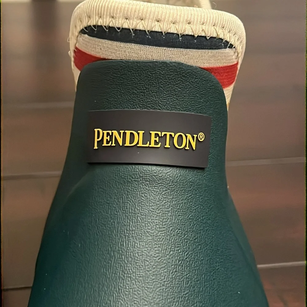 Pendleton National Park Stripe Neo Chelsea Rain Boots coral blue Women’s Size 9